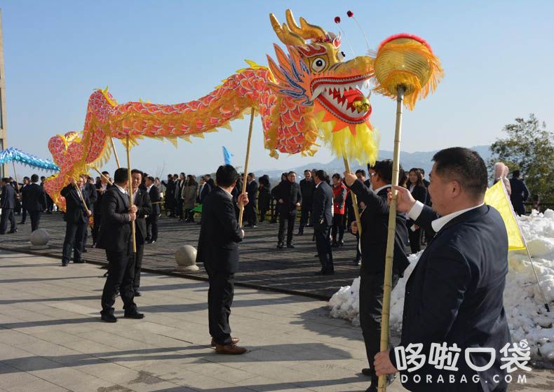 舞龍 