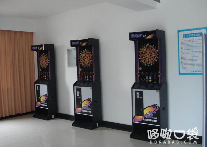 飛鏢機