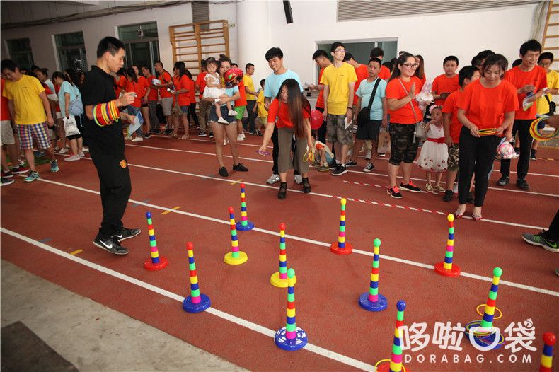 套圈圈 套圈圈