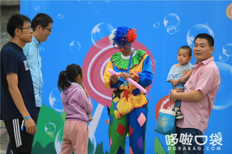 小丑編氣球